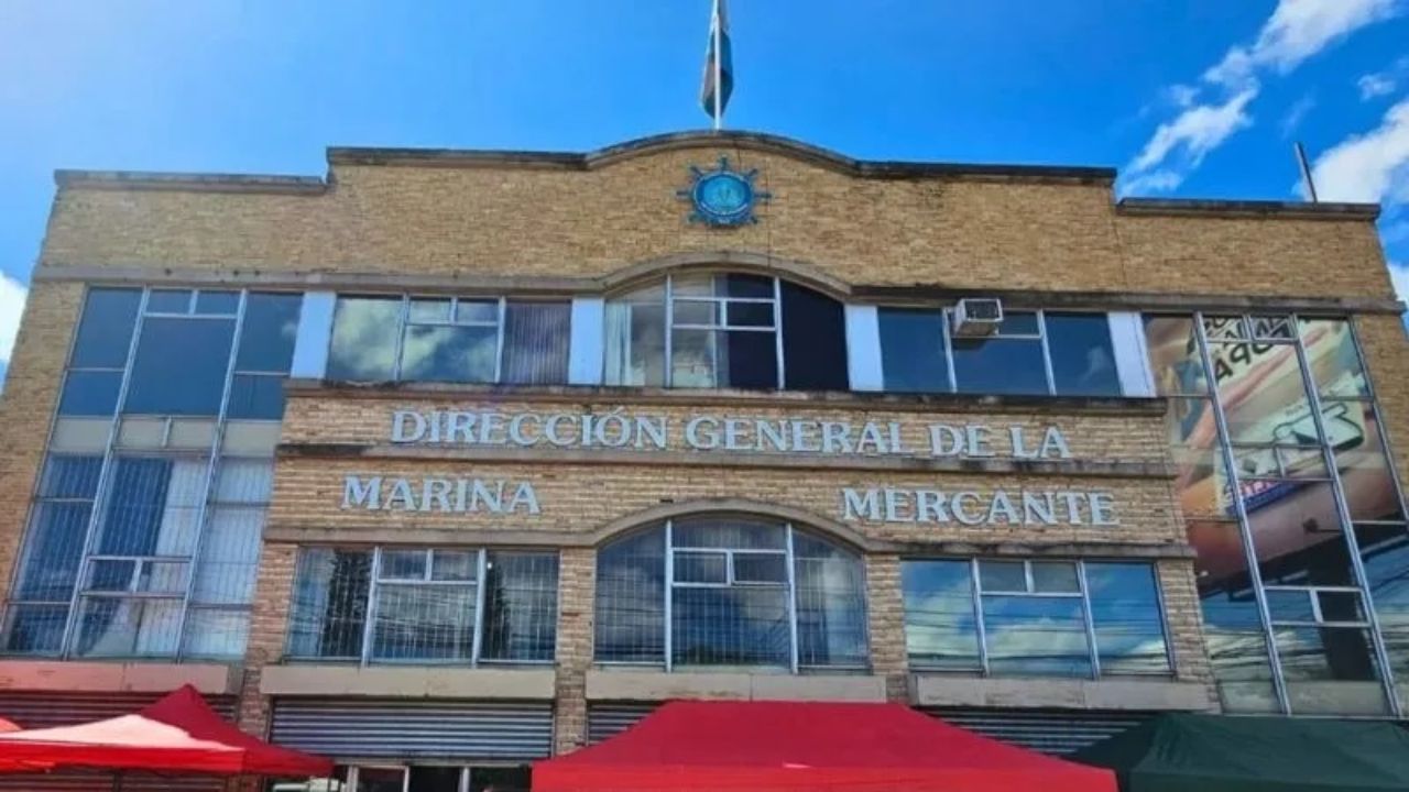 Imagen de Marina Mercante anuncia cargo como jefe con sueldo de L46,100: así puede aplicar