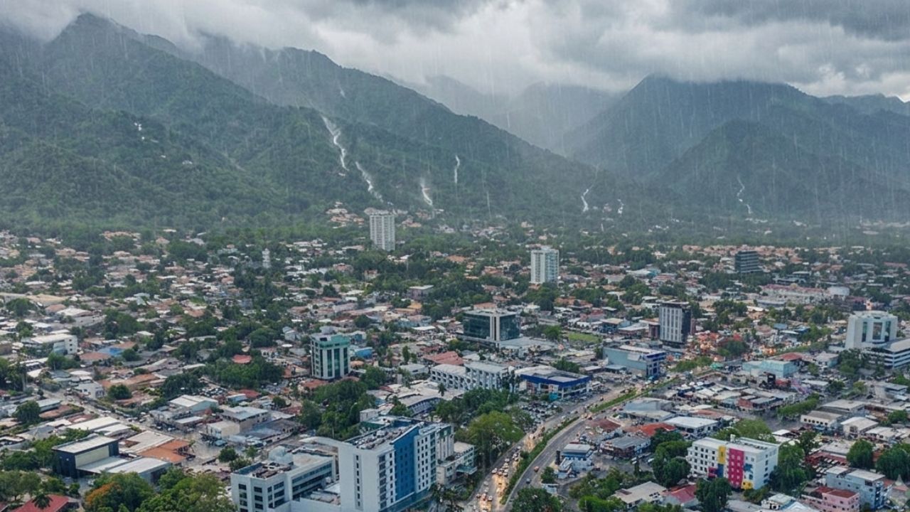Onda tropical y vaguada dejarán más lluvias en Honduras este jueves: Cenaos Imagen principal de Onda tropical y vaguada dejarán más lluvias en Honduras este jueves: Cenaos