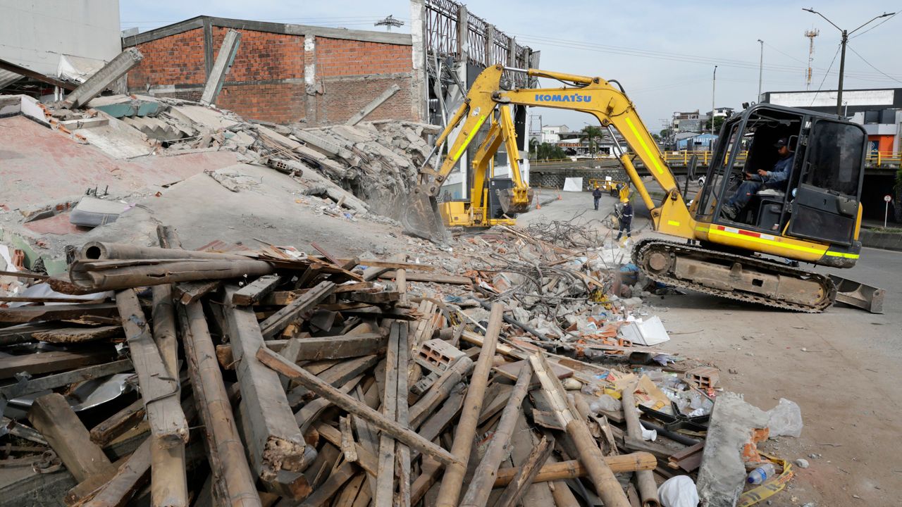 Sube a 287 la cifra de muertos y 379 los desaparecidos tras terremoto en Colombia Imagen principal de Sube a 287 la cifra de muertos y 379 los desaparecidos tras terremoto en Colombia