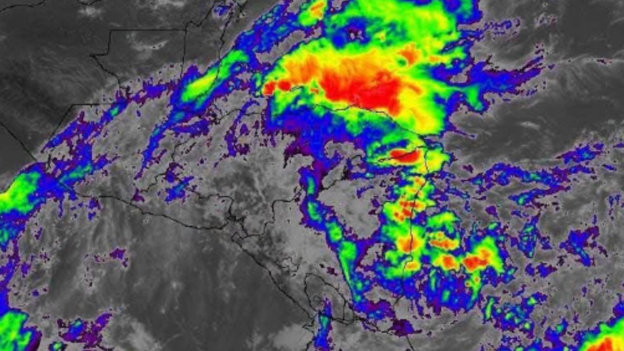 Imagen principal de ¿Habrá lluvias este miércoles? Esto explica Cenaos sobre el paso de la onda tropical
