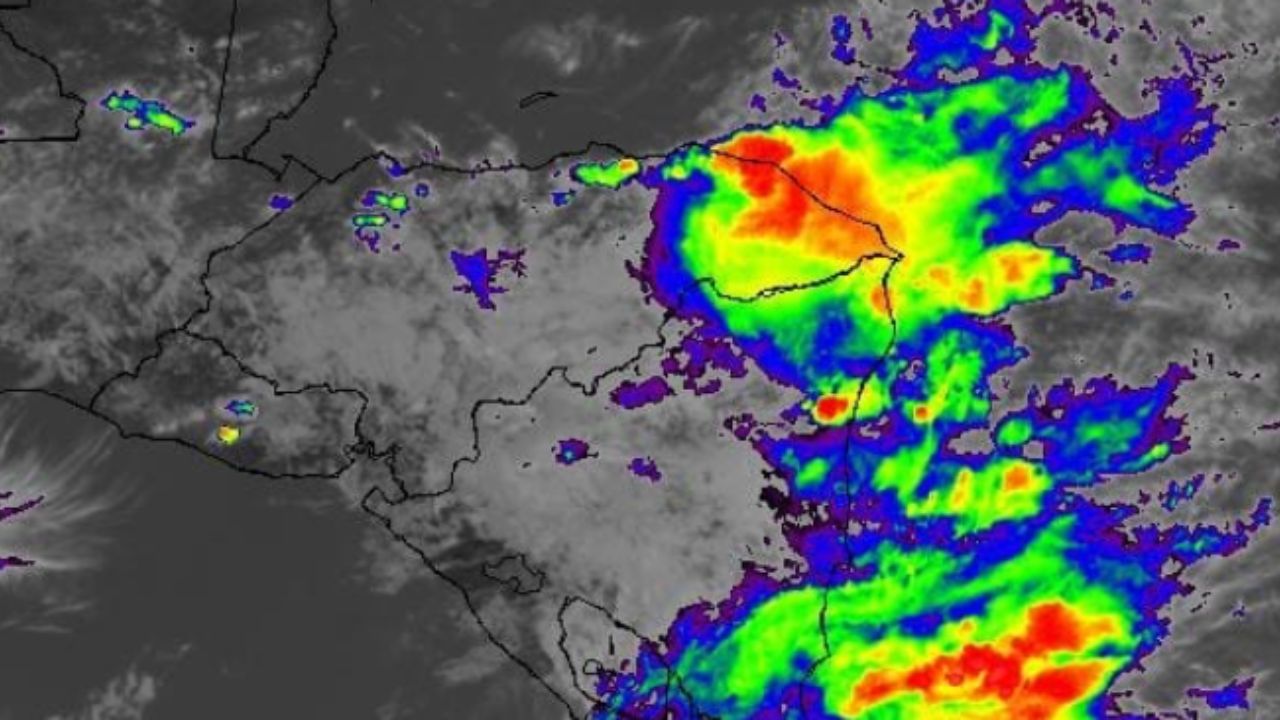Estas tres zonas de Honduras tendrían lluvias por paso de una onda tropical: Cenaos Imagen principal de Estas tres zonas de Honduras tendrían lluvias por paso de una onda tropical: Cenaos
