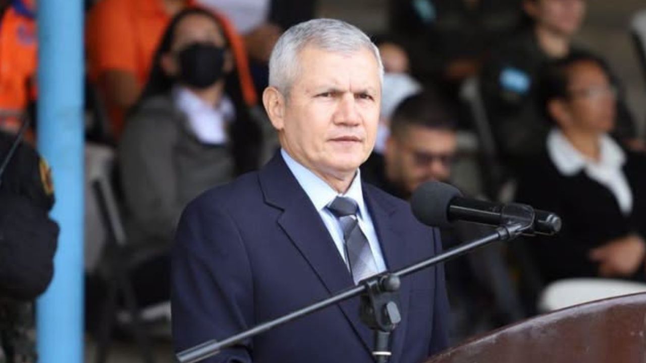 Roosevelt no irá a prisión: juez dicta medidas sustitutivas por caso contra periodistas Imagen principal de Roosevelt no irá a prisión: juez dicta medidas sustitutivas por caso contra periodistas