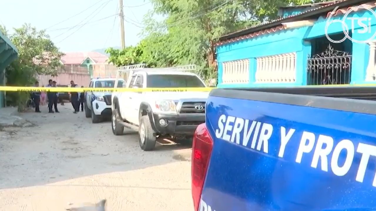 Mujer aparentemente ebria muere tras caer en unas gradas en colonia de San Pedro Sula Imagen principal de Mujer aparentemente ebria muere tras caer en unas gradas en colonia de San Pedro Sula