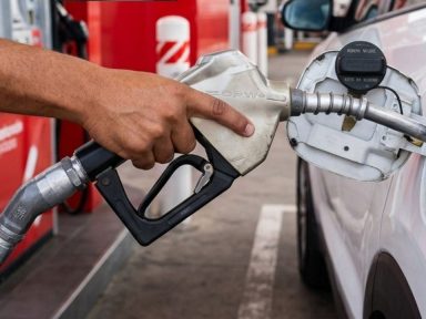 Imagen de Entre rebajas y aumentos: así quedarán los precios de los combustibles desde el lunes 31