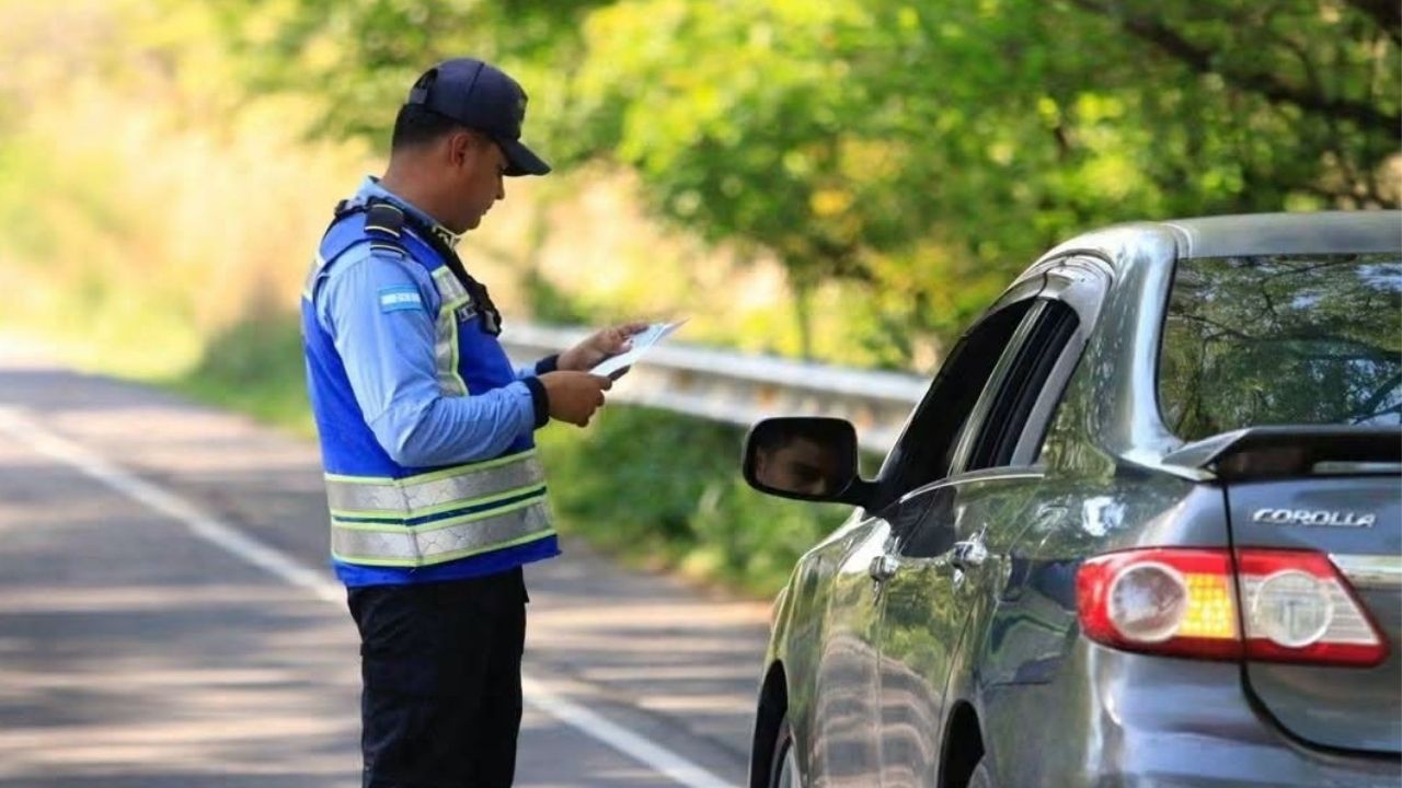 ¿Cuánto debe pagar? Conozca el precio de las multas de tránsito en Honduras Imagen principal de ¿Cuánto debe pagar? Conozca el precio de las multas de tránsito en Honduras