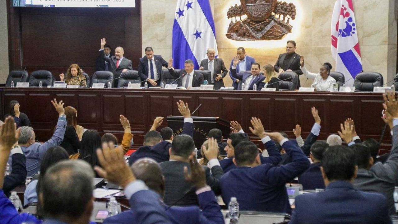 En tercer debate, Congreso aprueba reforma al subsector eléctrico en Honduras Imagen principal de En tercer debate, Congreso aprueba reforma al subsector eléctrico en Honduras