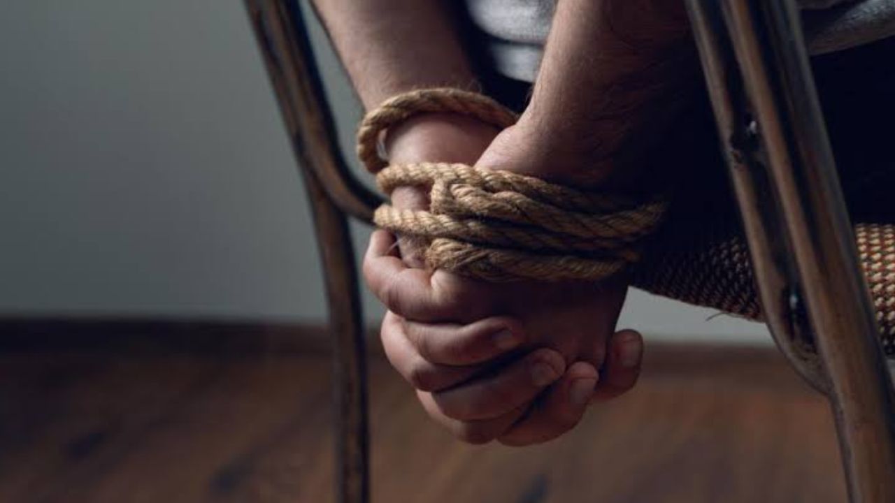 Hondureño finge secuestro para exigir L1 millón a jefe y compañeros Imagen principal de Hondureño finge secuestro para exigir L1 millón a jefe y compañeros