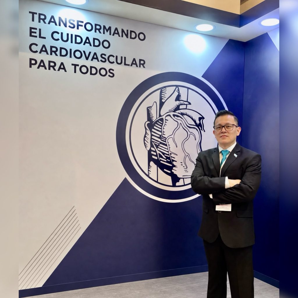 El dopctor Edil Argueta busca trasladar sus conocimientos, logros e investigaciones en cardiología a las personas que lo necesitan, especialmente en su natal Honduras.