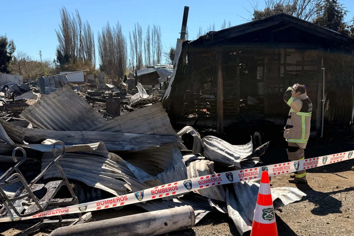 El incendio ocurrió en el hogar de adultos mayores El Edén, ubicado en Villa Comuy, región de La Araucanía, al sur de Chile. Foto: cortesía de AFP 