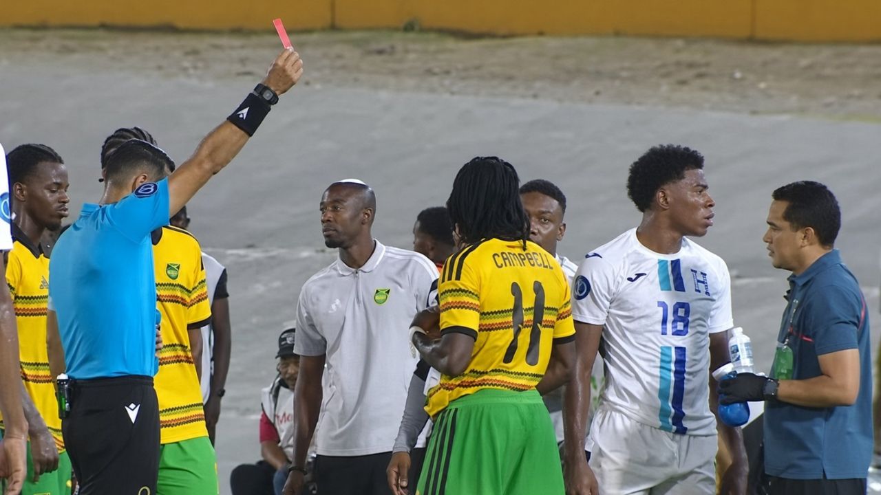 FFH protesta ante Concacaf por expulsión de Dereck Moncada contra Jamaica Imagen principal de FFH protesta ante Concacaf por expulsión de Dereck Moncada contra Jamaica