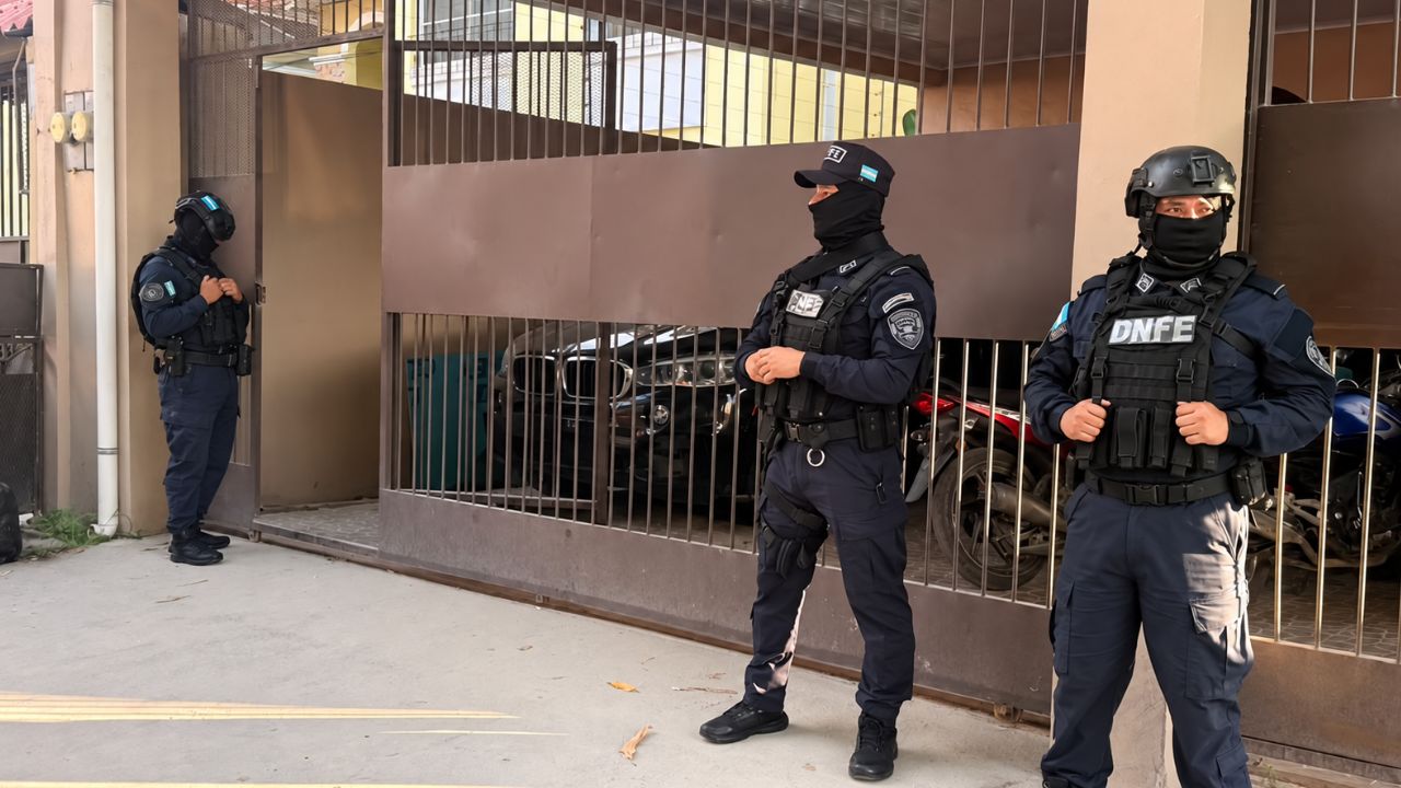 Caen 14 colombianos: así funciona el sistema ‘gota a gota’ en San Pedro Sula Imagen principal de Caen 14 colombianos: así funciona el sistema ‘gota a gota’ en San Pedro Sula