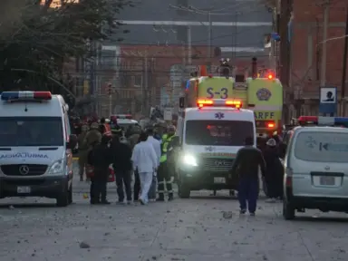 Imagen de Dos muertos y 81 heridos tras explosiones en recinto militar en Bolivia