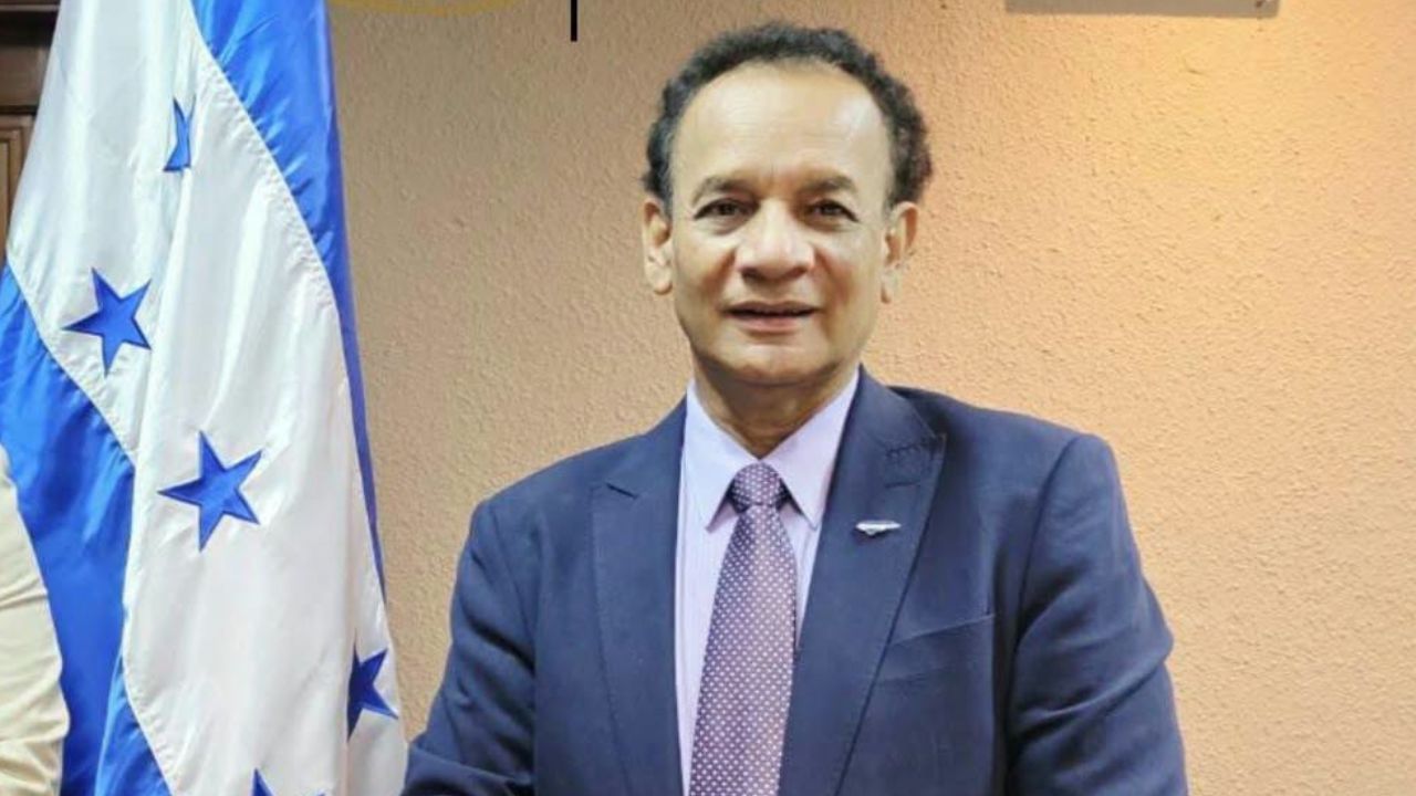 Fallece Javier Talavera, ministro del Instituto Nacional Agrario, en clínica de Tegucigalpa Imagen principal de Fallece Javier Talavera, ministro del Instituto Nacional Agrario, en clínica de Tegucigalpa