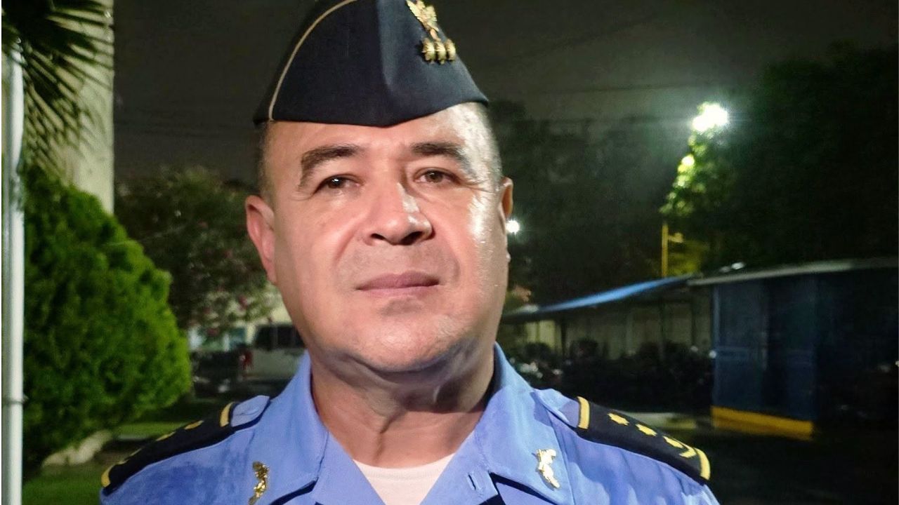 Wilber Mayes ya no será el vocero de la Secretaría de Seguridad Imagen principal de Wilber Mayes ya no será el vocero de la Secretaría de Seguridad
