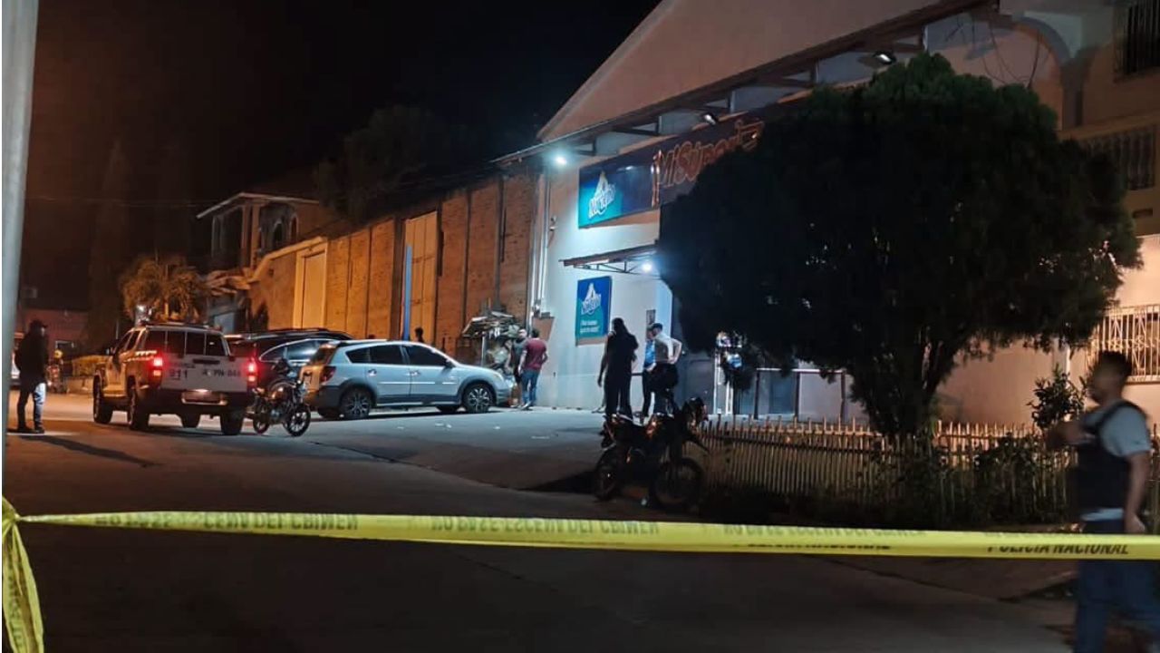 Asaltan supermercado en Ocotepeque; hay tres detenidos y dos heridos Imagen principal de Asaltan supermercado en Ocotepeque; hay tres detenidos y dos heridos