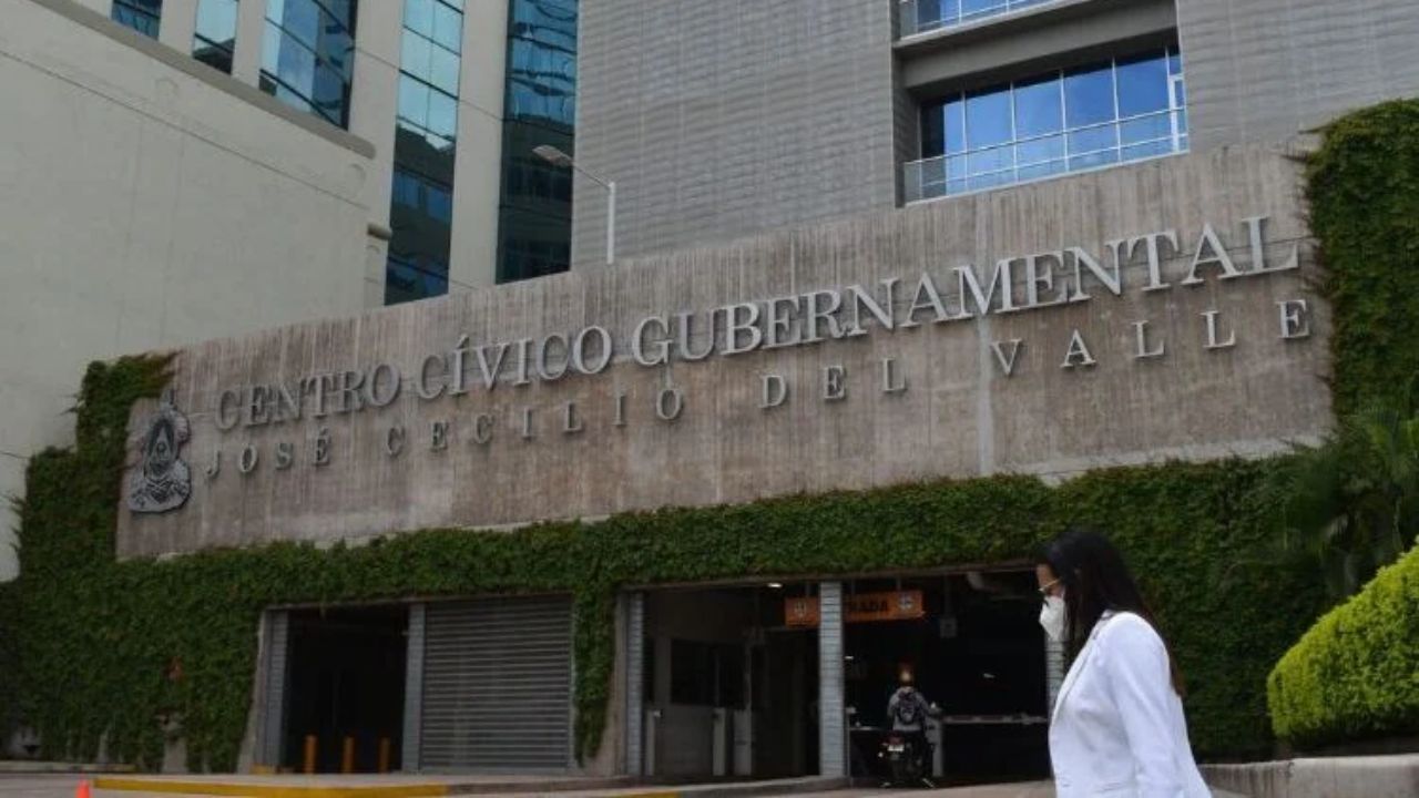 Estos empleados gozarán asueto por el Día de los Difuntos: conozca desde qué hora Imagen principal de Estos empleados gozarán asueto por el Día de los Difuntos: conozca desde qué hora