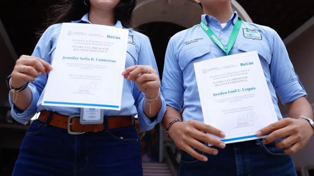 ¿Es becario de Sedesol en 2026? Estos documentos debe presentar antes del plazo Imagen principal de ¿Es becario de Sedesol en 2026? Estos documentos debe presentar antes del plazo
