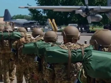Imagen de Bukele moviliza equipo militar a Haití para rescatar a soldados salvadoreños