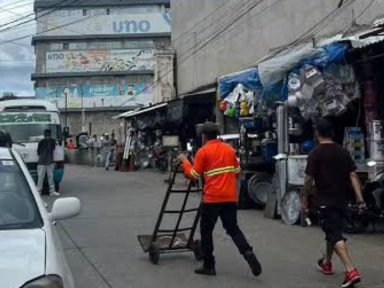 Imagen de Juez municipal revela los hallazgos en comercios chinos de Tegucigalpa y Comayagüela