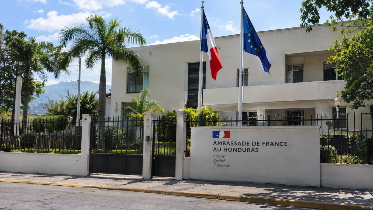 Embajada de Francia ofrece empleo para hondureños: requisitos, cómo y dónde aplicar Imagen principal de Embajada de Francia ofrece empleo para hondureños: requisitos, cómo y dónde aplicar