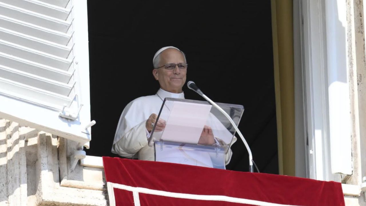 Papa León XIV es operado con éxito para extirparle un nódulo pulmonar Imagen principal de Papa León XIV es operado con éxito para extirparle un nódulo pulmonar