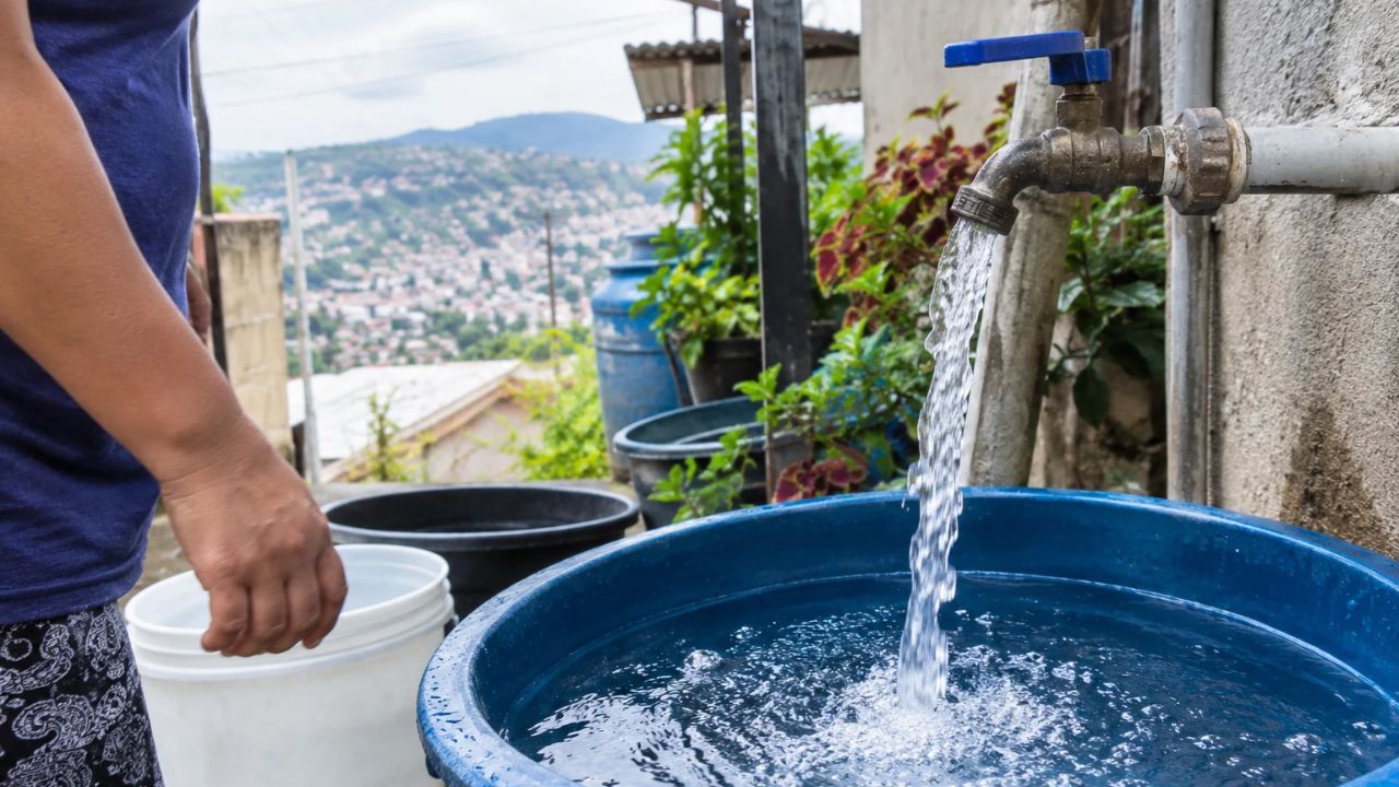 Lista de colonias de la capital que recibirán el agua en menos días, según UMAPS Imagen principal de Lista de colonias de la capital que recibirán el agua en menos días, según UMAPS