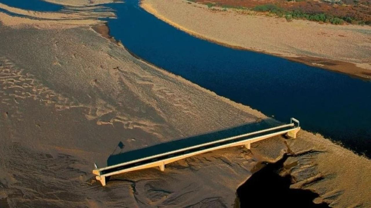 Puente Sol Naciente: la obra que resistió, pero se quedó sin río por el huracán Mitch Imagen principal de Puente Sol Naciente: la obra que resistió, pero se quedó sin río por el huracán Mitch