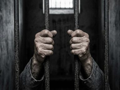Imagen de Reformas penales establecen cadena perpetua por hechos contra policías